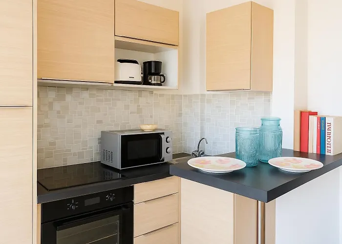 Apartmán Cannes Marina, Vue Port Avec Piscine Et Parking Prive Mandelieu